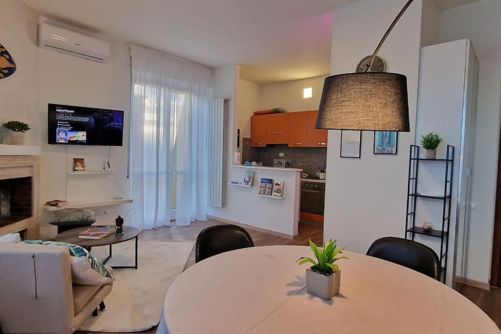 Ferienwohnung Attico Mexico Pescara Exterior foto